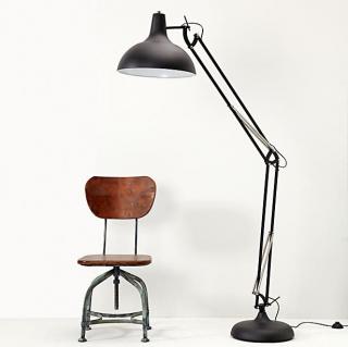 AKCE Velká stojací lampa OFFICE Zuiver