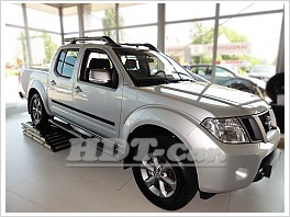 Ochranné lišty Nissan Navara 07R