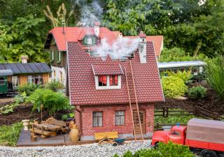Hořící dům G - Faller Pola 331091 (Zahradní železnice)