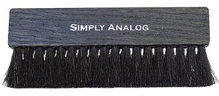 Simply Analog  - Anti-static Wooden Brush Cleaner S/1 Black (Super kvalitní anti-statickej kartáč pro čištění gramofonových desek z přírodních materiálů   )