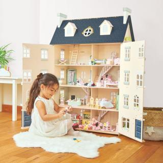 Dřevěný domeček pro panenky 67x36x118 (Dřevěný domeček pro panenky. )