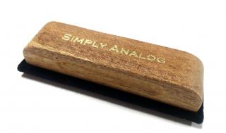 Simply Analog - Oak Wooden Velvet Brush