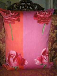 Polštářový povlak "Růže"  PP27 (bavlněný materiál s florálním motivem - 41cm x 49cm)