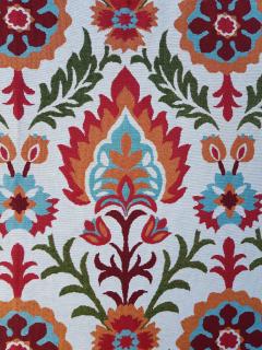 Rostlinný ornamentální motiv v lidové secesi (úchvatná dekorační látka s tkaným motivem na závěsy i čalounění)