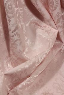 Růžový sen  CA236 (vznešená tkaná textilie s klasickým motivem)