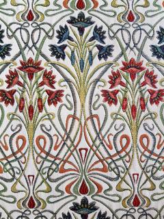 Secesní ornamentální motivy (tkaná látka na závěs i čalounění)