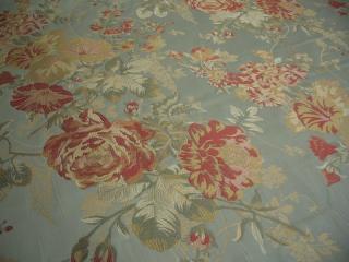 Tkaná dekorační textilie s motivem růží  CA52 (elegantní závěs nebo materiál na čalounění)