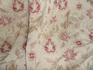 Zlatá čalounická textilie s květy  CA172 (bavlněná látka s tkaným dekorem)