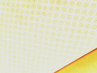 Drobné žluté kytičky - šedý střed - bílá látka - plátno - bavlna - metráž -150 cm
