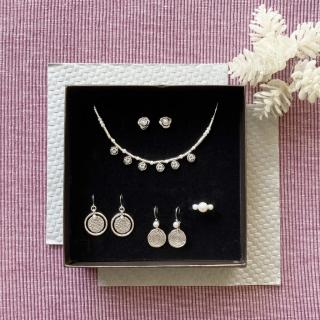 Stříbrný náhrdelník s perlami a kytičkami - Ag 925/1000 - Shablool