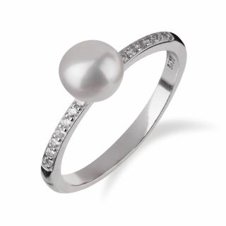 Jednoduchý stříbrný prsten s perlou a zirkony - Meucci SP69R Velikost: 52