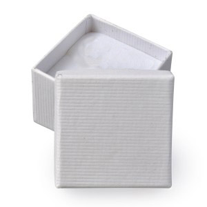 Dárková krabička papírová bílá (Krabička na knoflíčky i šperky)