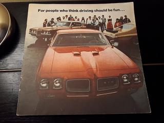 REKLAMNÍ PROSPEKT / 1970 Pontiac GTO Hi Performance Brochure Grand Prix mx5071-DNPT43