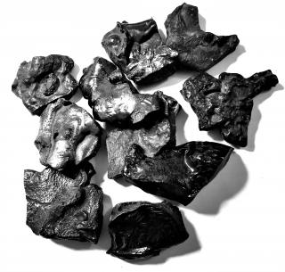 Hematit surový (vel.cca 4-6cm)