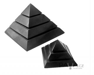 Shungit pyramida 15 cm SAQQARA (Leštěná)