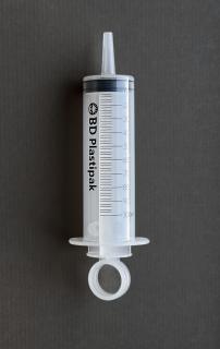 Injekční stříkačka třídílná vyplachovací  100ml (Katetrová vyplachovací stříkačka s konusem)