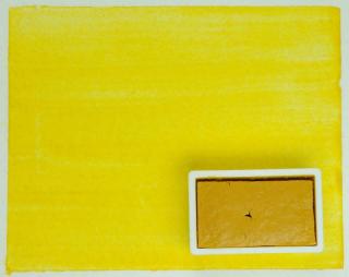 Kremer akvarel - pyramida žlutá střední (plast, 3 x 1,8 x 1 cm) (Kremer Akvarel)