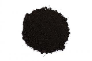 Oxid železitý, černá, č. 320, nahnědlá (Práškový pigment)