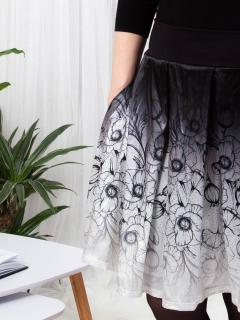 Dámská skládaná sukně - Černobílé máky Velikost: XS (Pas 55 - 75 cm)