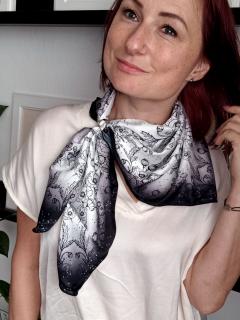 KSD-art saténový šátek černobílý Velikost: 70 x 70 cm