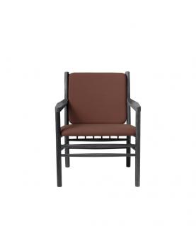Židle J147 z dubového masivu - textilní potah barva potahu:: Hnědá, Barva rámu:: černý dub