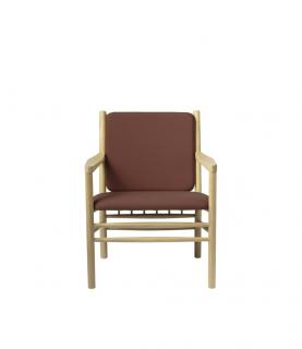 Židle J147 z dubového masivu - textilní potah barva potahu:: Hnědá, Barva rámu:: světlý dub