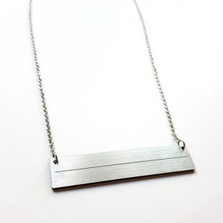 RECTANGLE LINE 1 náhrdelník (metalicky stříbrný náhrdelník s minimalistickou linkou)