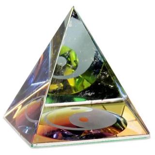 Krystal Pyramida Jin Jang 4 cm
