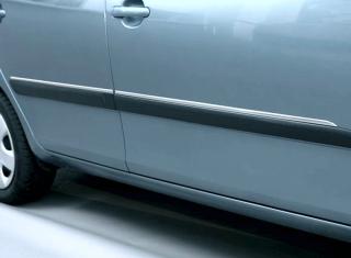 Boční ozdobné lišty dveří, ušlechtilá ocel - Škoda Roomster (Škoda Roomster 2006-2010 / Roomster Facelift od r.v. 04/2010)