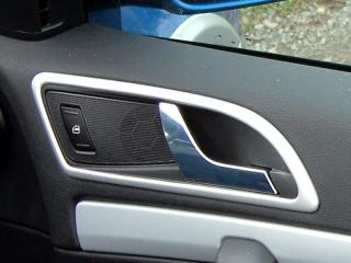 Dekory interiéru, rámečky kolem vnitřních klik dveří, stříbrný matný - Škoda Octavia II. Facelift (Škoda Octavia II. 2004-2012 / Yeti 2009-2013)