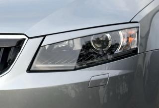 Kryty světlometů (mračítka), černý lesklý "klavírlak" - Škoda Octavia III. (Kryty světlometů pro Škoda Octavia III. od r.v. 2013)