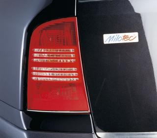 Lišty zadních světel spodní, nerez - Škoda Octavia I. Combi (Lišty zadních světel pro Škoda Octavia I. Combi 1997-2005)