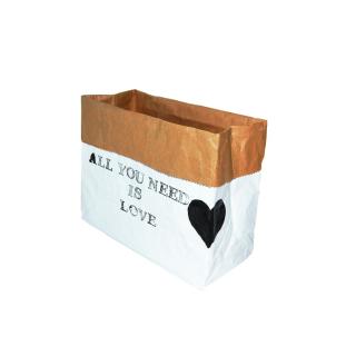 Recyklovaný papírový košík Vzor: All you need is love