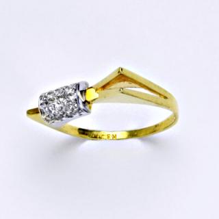 Prsten kombinace žluté a bílé zlato 14 karátů, syntetický zirkon, váha 2,98 g, vel.55