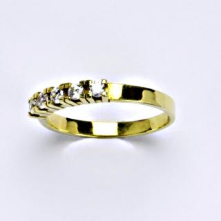 Prsten ze žlutého zlata 14 karátů, syntetický zirkon, váha 2,69 g, vel.57,5