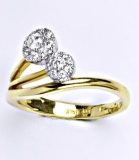 Prsten ze žlutého zlata 14 karátů, syntetický zirkon, váha 3,69 g, vel.55.