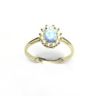 Zlatý prsten Kate, syntetický sv. modrý opál, čiré zirkony, žluté zlato, T 1480