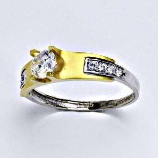 Zlatý prsten s čirým zirkonem,bílé a žluté zlato, 2,42 g, vel.58