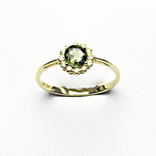 Zlatý prsten, žluté i bílé zlato, přírodní vltavín 5,5 mm - T 1495