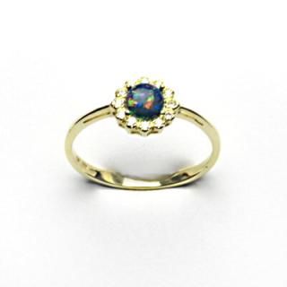 Zlatý prsten, žluté zlato, černý syntetický opál, čiré zirkony, T 1495