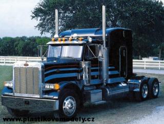 CLASSIC PETERBILT 378 Long Hauler (Italeri 1:24)