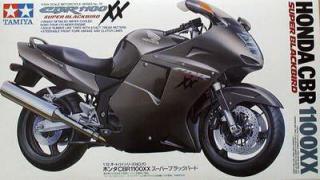 Honda CBR1100XX Super Blackbird (Tamiya 1:12)