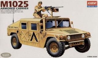 Hummer M1025 Armored Carrier  (Academy 1:35)