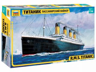 Loď R.M.S. Titanic (Zvezda 1:700)