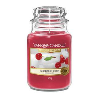 Yankee Candle velká vonná svíčka classic Cherries on Snow (Třešně na sněhu)