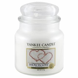 Yankee Candle vonná svíčka ve skleněné dóze 410 g Zamilovaný sníh (Snow in love)