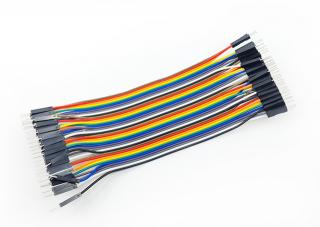 Propojovací kabely 40ks samec-samec 15cm měď