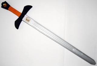 Meč Karel Barva: oranžová