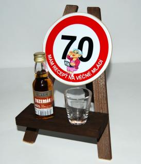 Stojan s panákem a flaštičkou k výročí narození věk: 70 - žena