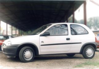 Ochranné lišty dveří Opel Corsa B 3D 93- htb